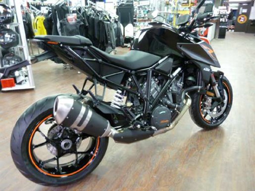 Ktm Dealers Ontario >> KTM 1290 Super Duke R Black 2017 New Motorcycle for Sale in Fenwick, Ontario - MotorcycleDealers.ca Ktm Dealers Ontario >> KTM 1290 Super Duke R Black 2017 New Motorcycle for Sale in Fenwick, Ontario - MotorcycleDealers.ca