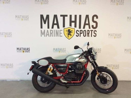 Moto Guzzi V7 Iii Racer Abs 26sem 2017 New Motorcycle For Sale
