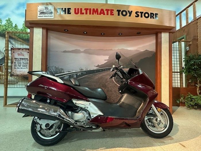 Honda Silver Wing 2009 Used Motorcycle for Sale in London, Ontario ...