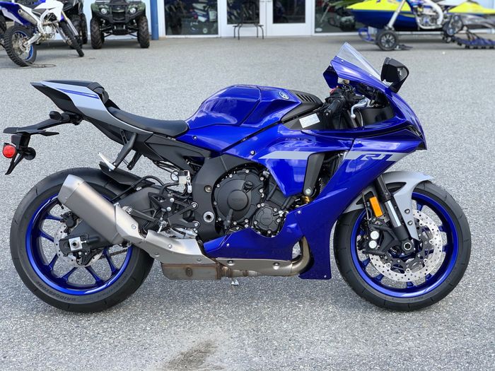 Yamaha r1 2020 New Motorcycle for Sale in Port Coquitlam, British